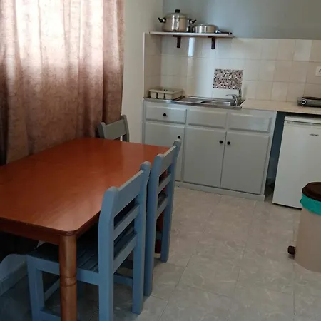 Appartement Dennis Kalamákion